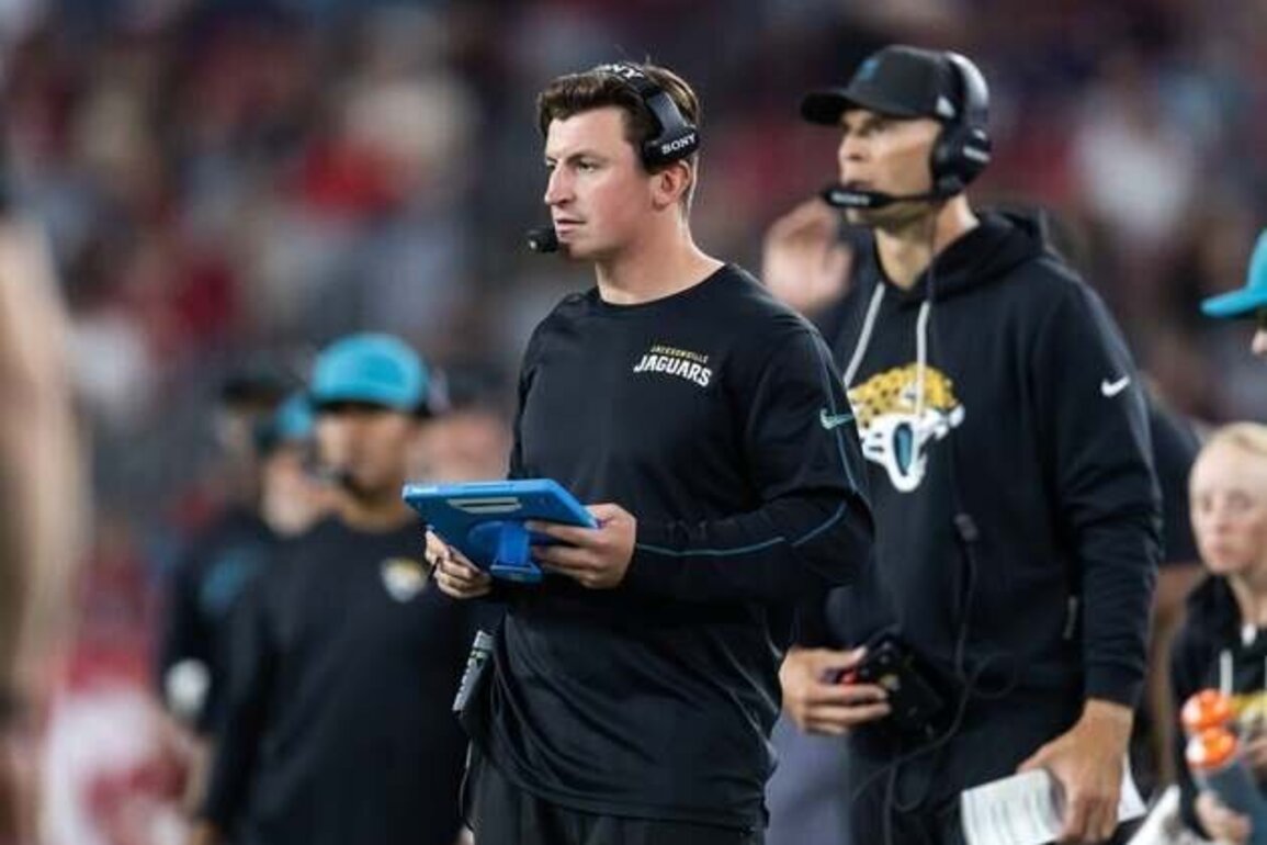Reports: Browns request to interview Jags OC Grant Udinski