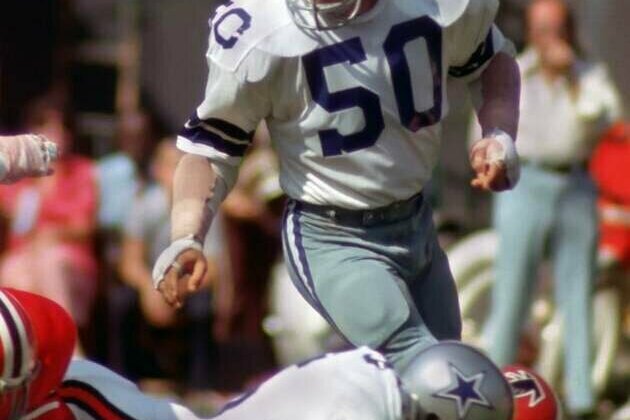 Cowboys great D.D. Lewis dies at 79