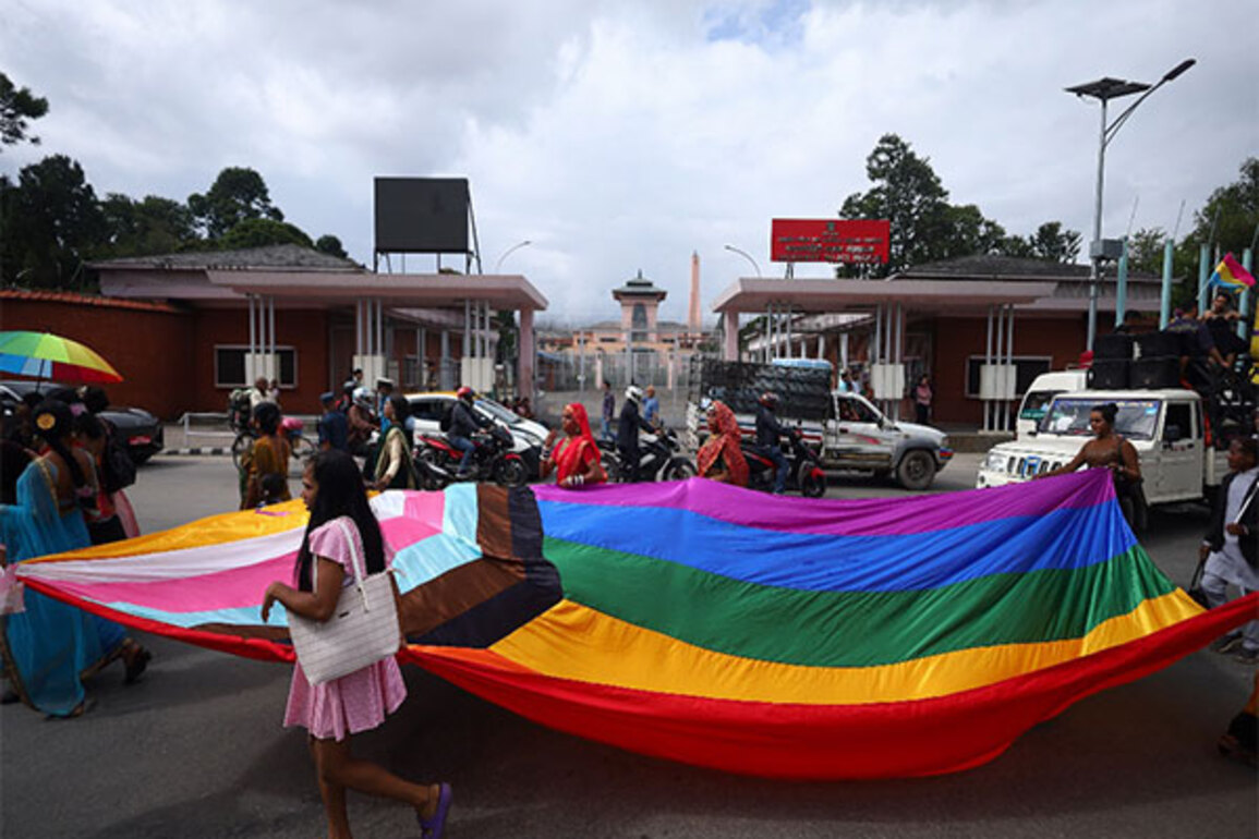 Nepali sexual minorities parade in Kathmandu, commemorate deceased colleagues on Gai Jatra
