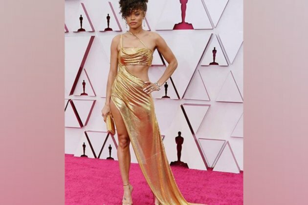 Andra Day stuns in metallic Oscars gown