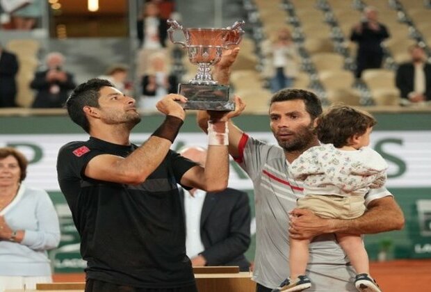 French Open: Arevalo-Rojer capture first Grand Slam title as duo, defeat Dodig-Krajicek in final