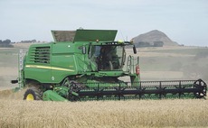 Review: Under the panels of the latest John Deere T Series combine