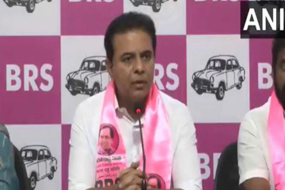 KTR showcases Telangana's transformative journey at Oxford India Forum in UK