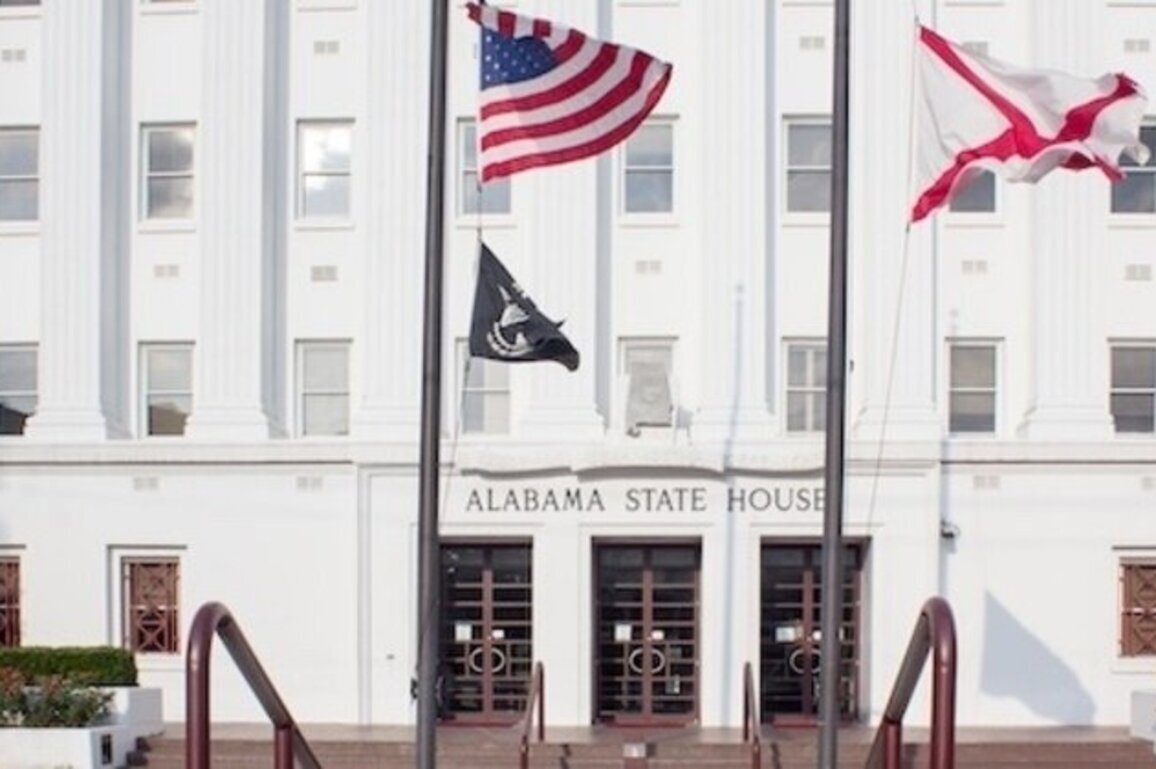 SCOTUS allows Alabama to adopt district maps ruled discriminatory