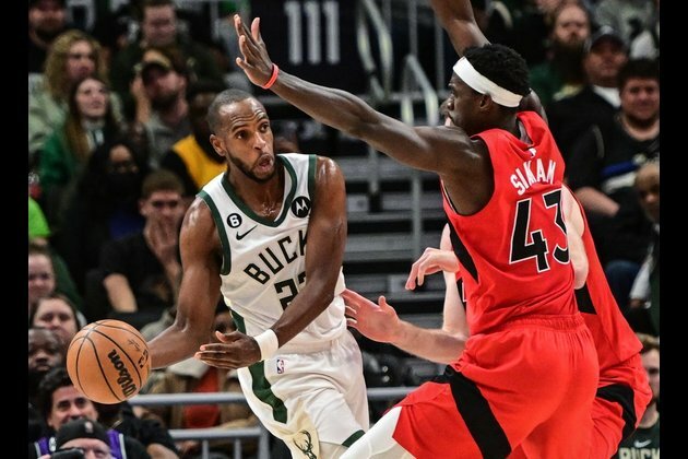 Bucks look to avenge November loss to Spurs