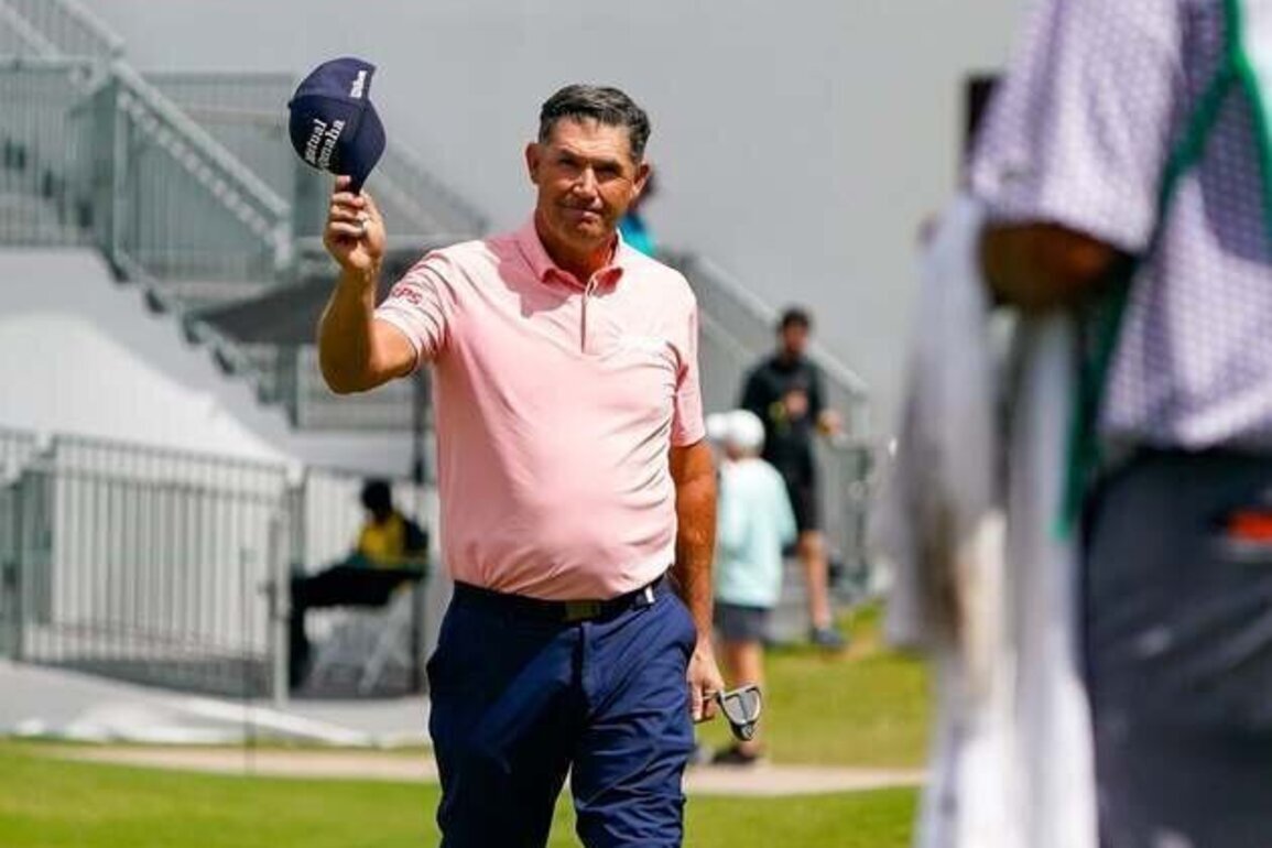 Padraig Harrington, Thongchai Jaidee tied through two rounds at Cologuard