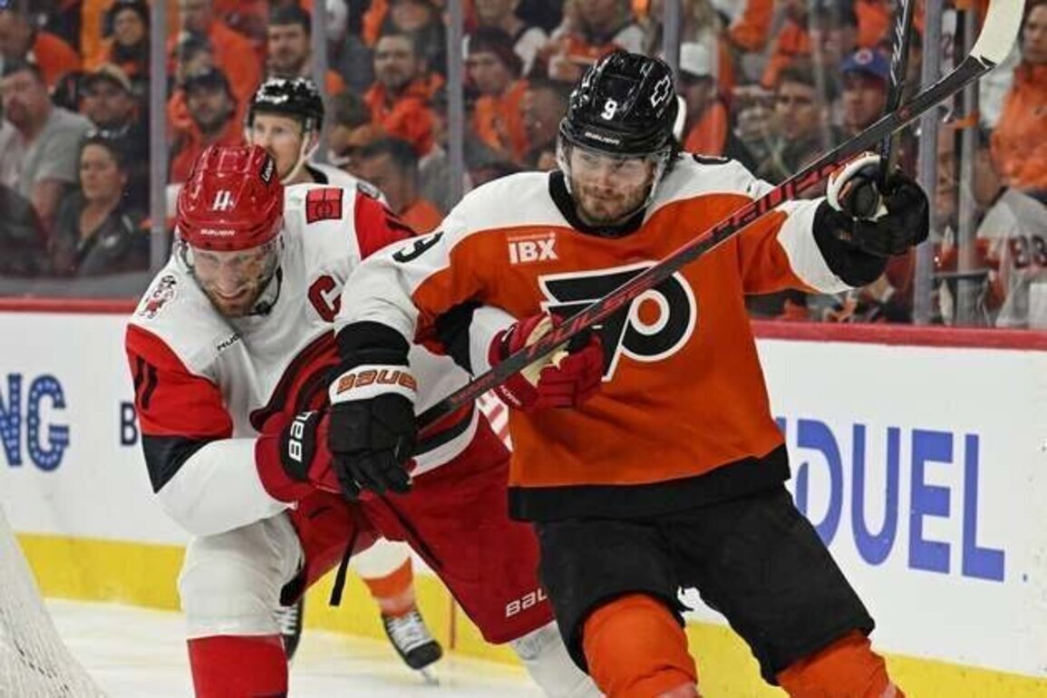 Hurricanes pursue another sweep, carry momentum vs. Flyers