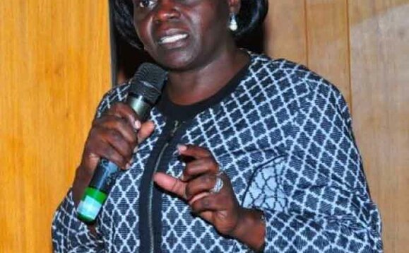 Minisita Sarah Opend ng'annyonnyola ku kirwade kya Sickle Cells Minisita Sarah Opend ng'annyonnyola ku kirwade kya Sickle Cells