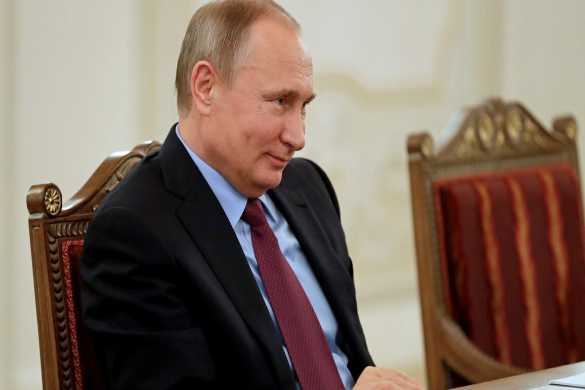 Russia: Putin departs for State Visit to India
