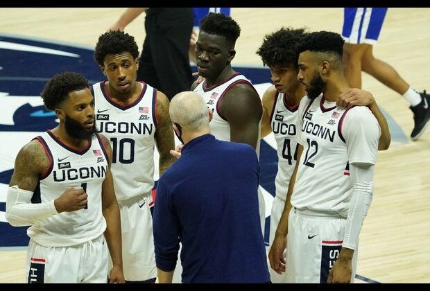 West final pairs red-hot No. 4 UConn, No. 3 Gonzaga