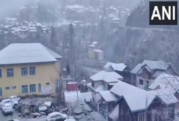 J&K: Heavy snowfall in Doda, Bhalesa; rainfall in Rajouri brings relief after dry spell