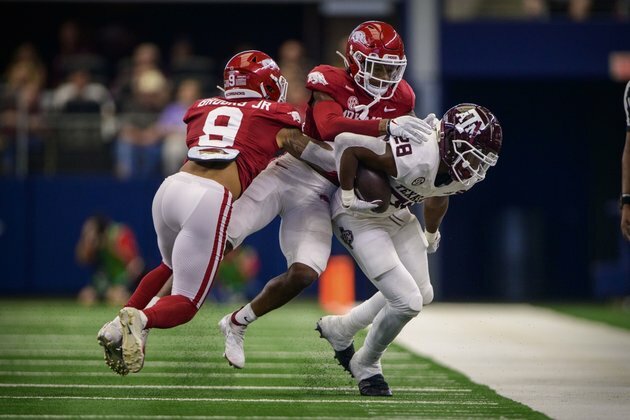 Unbeaten No. 16 Arkansas sends No. 7 Texas AM to first loss