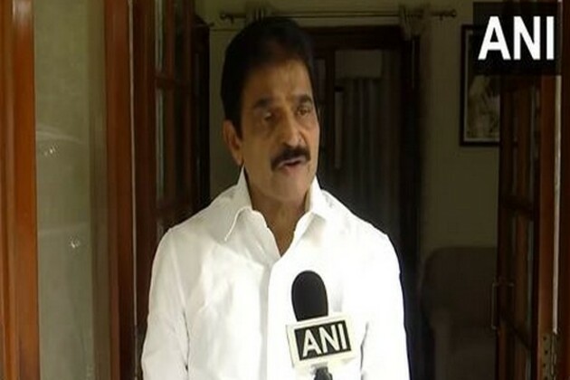 "Malicious smear campaign": KC Venugopal slams ED chargesheet against Robert Vadra