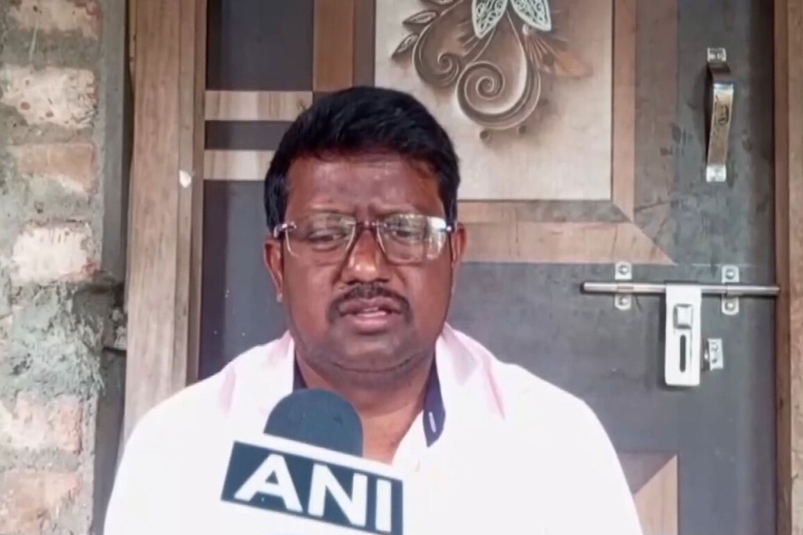 West Bengal: BJP's Kopat demands President's rule amid Murshidabad protests over Bengali worker's murder