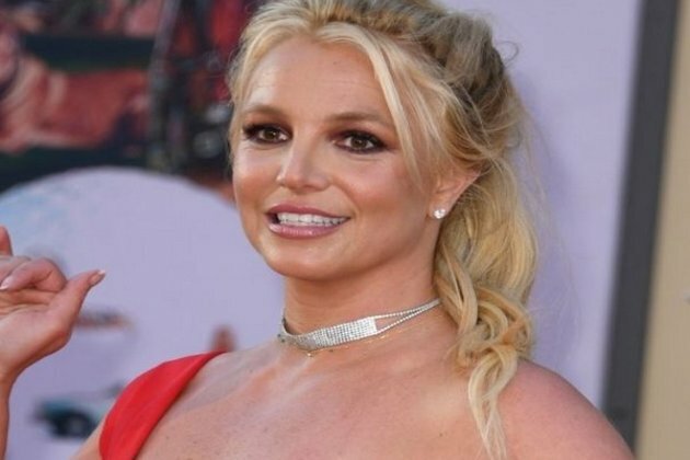 Britney Spears slams church for refusing to host her wedding