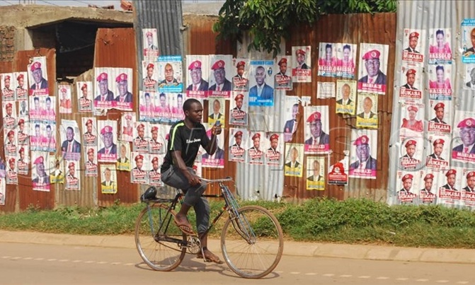 Politicians warned against littering political posters Politicians warned against littering political posters