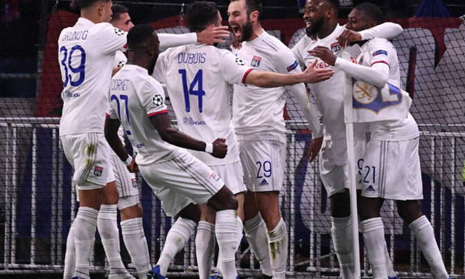 Lyon edge Juventus 1-0 in CL last-16 first leg Lyon edge Juventus 1-0 in CL last-16 first leg