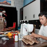InXizang | Young Tibetan costume designer weaves tradition into modern fashion