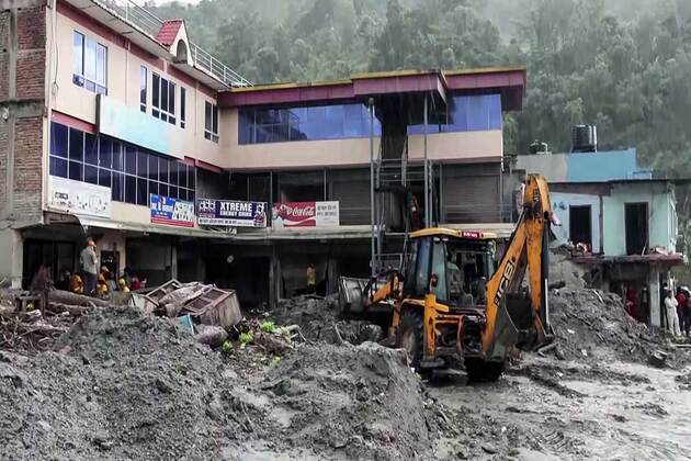 Nepal jolted by 5.0 earthquake amid ongoing flood rescue efforts as death toll reaches 1,366