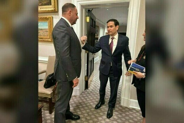 Americans irritated by Zelenskys top aide  Politico