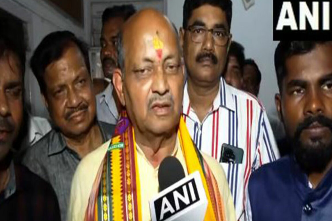 Odisha BJP suspends five leaders over assault on BMC official
