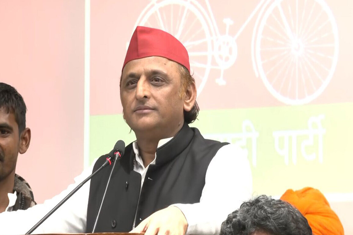 "EC should hoist BJP's flag": SP chief Akhilesh Yadav alleges 'misuse' of Form 7