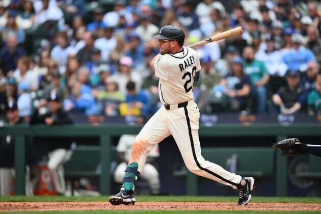 Logan Gilbert earns first win as Mariners beat Astros again