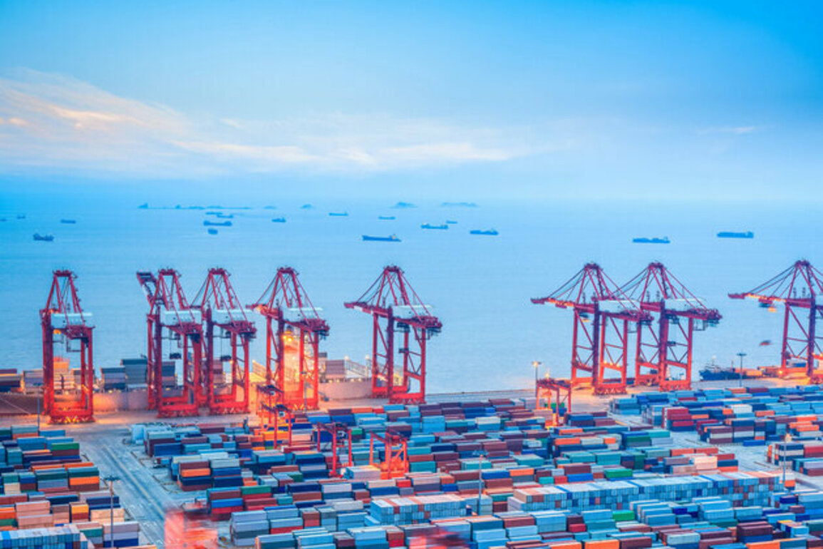 Trumps New Target of Trade War: Chinese Merchant Fleet and Shipyards