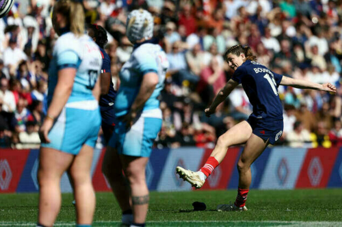 Bourgeois drives France to Six Nations thrashing of Scotland