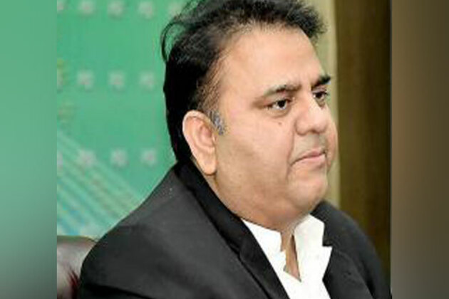 Fawad Chaudhry accuses Pakistan Tehreek-e-Insaf's lawyers, leadership of trying to take party's control from Imran Khan