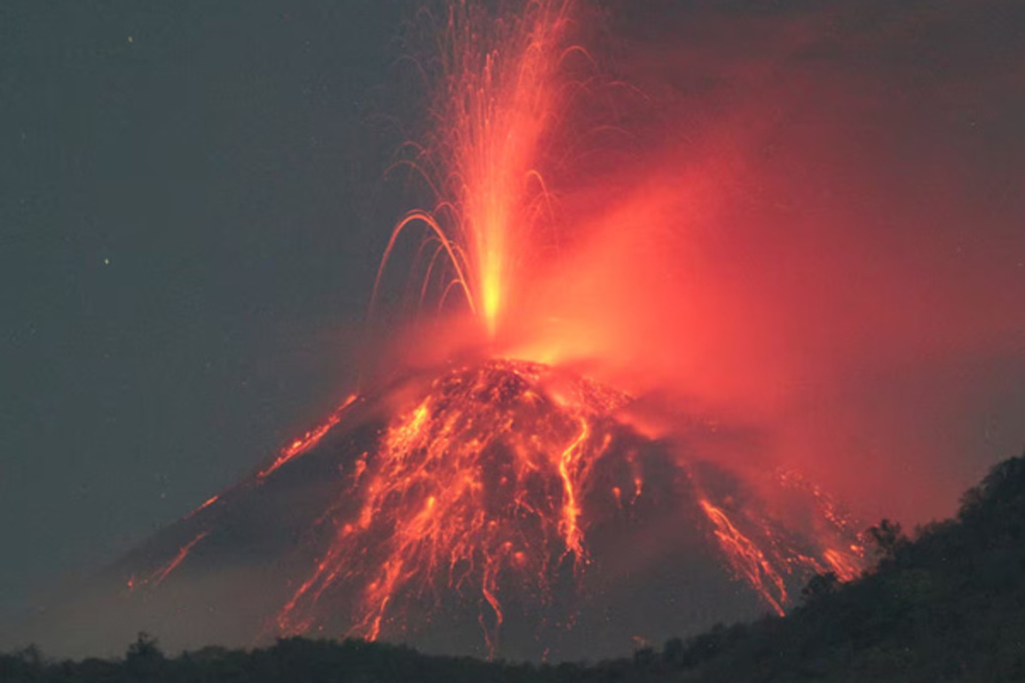 Indonesia's Mount Lewotobi Laki Laki volcano erupts
