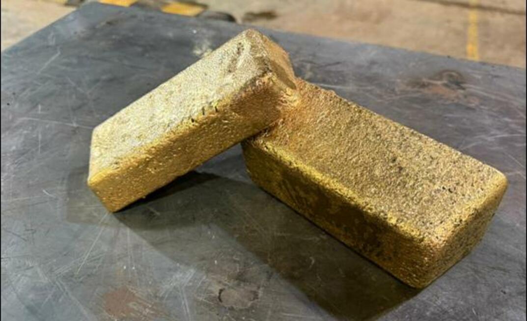 Gold expected to break above $4,000/oz on US shutdown