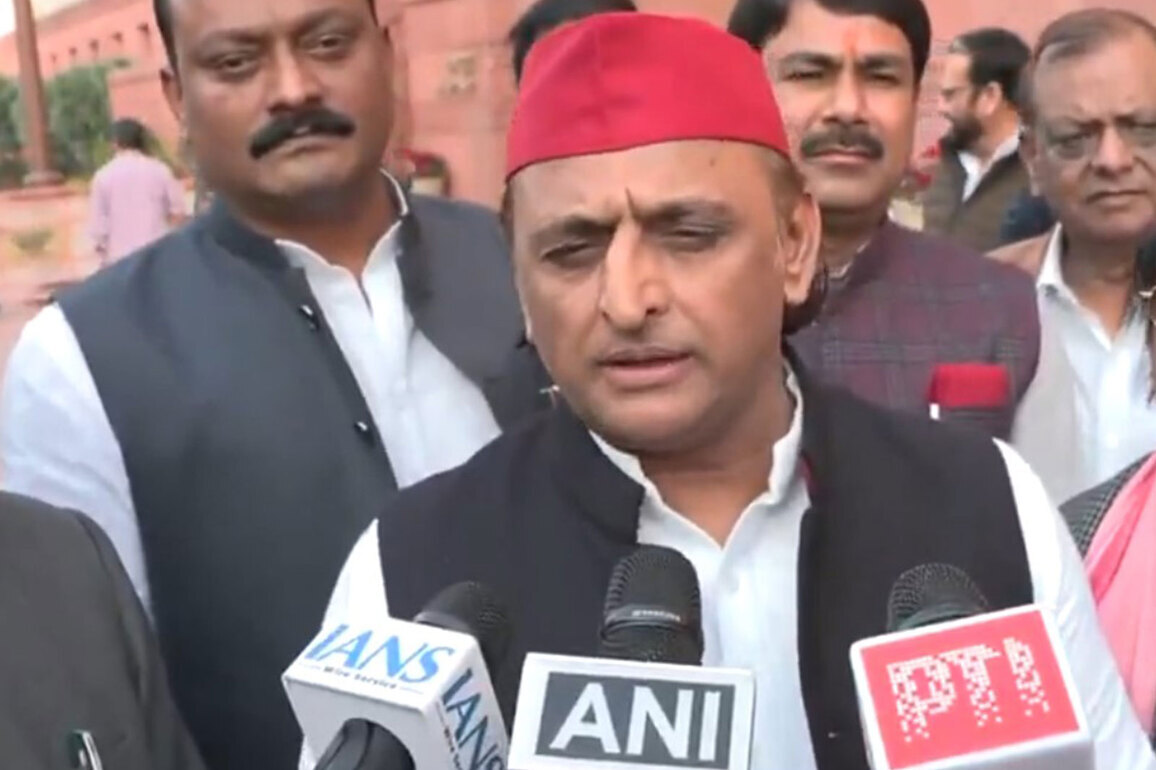 "When BJP weakens, they turn communal": Akhilesh Yadav hits back at Yogi Adityanath over "Babri Masjid" remark