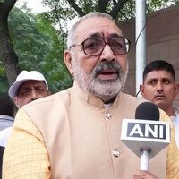 "Known for his ability to speak out against bad governance": Giriraj Singh pays tribute to former PM Chandra Shekhar