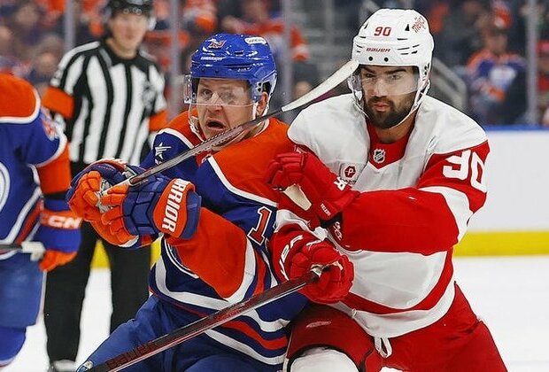 Red Wings rally for shootout win over Oilers