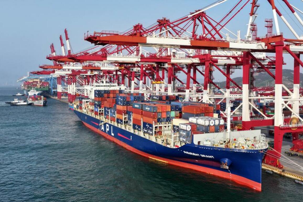 Xinhua Commentary: Upgraded China-ASEAN FTA a new driving force for regional prosperity