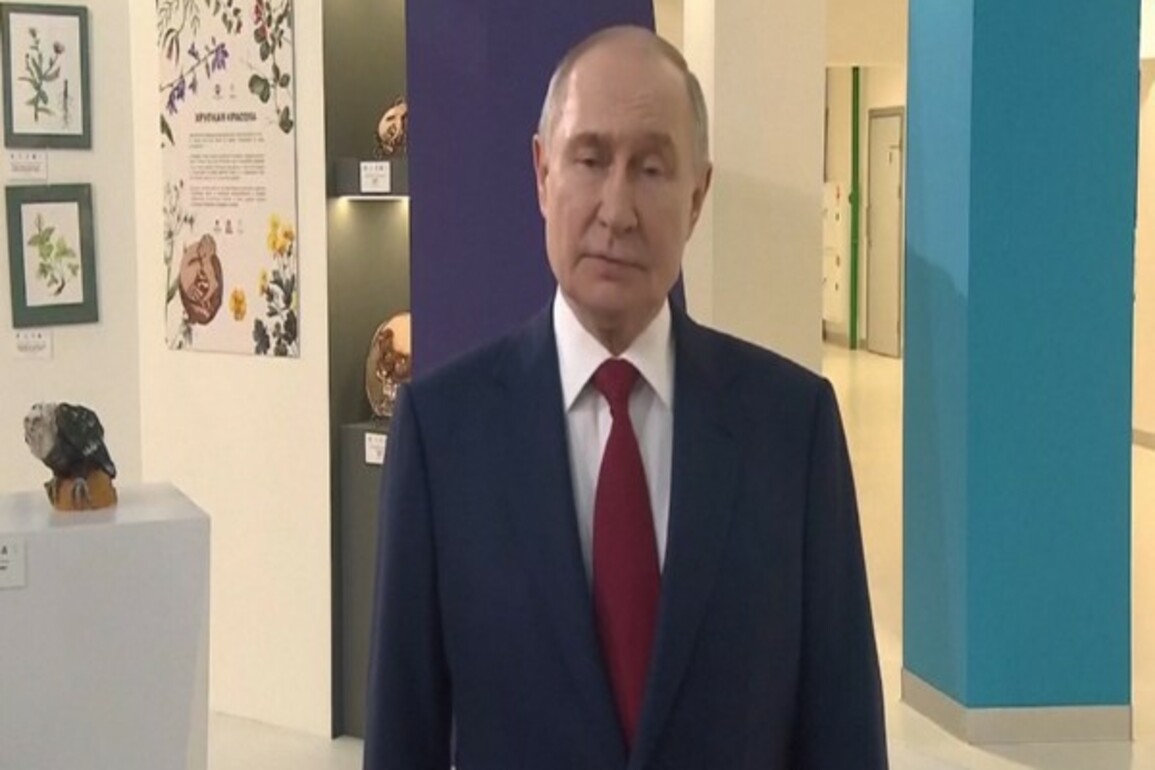 "Need to determine most effective ways towards peace": Putin after his call with Trump on ceasefire between Russia, Ukraine
