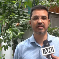 "Within one month, EPS will be CM; NDA to win 210 seats": AIADMK spokesperson Kovai Sathyan