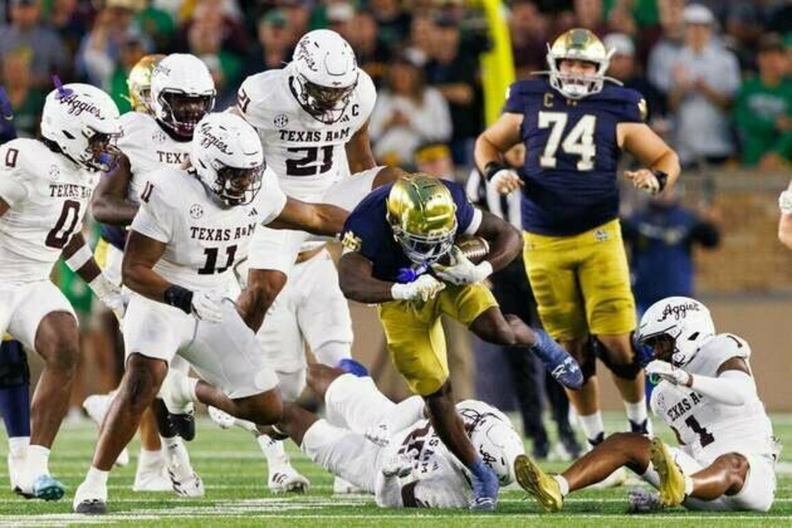 No. 16 Texas A&M stuns No. 8 Notre Dame on late TD