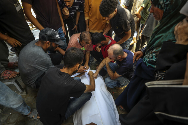 MIDEAST-GAZA CITY-VICTIMS-MOURNING