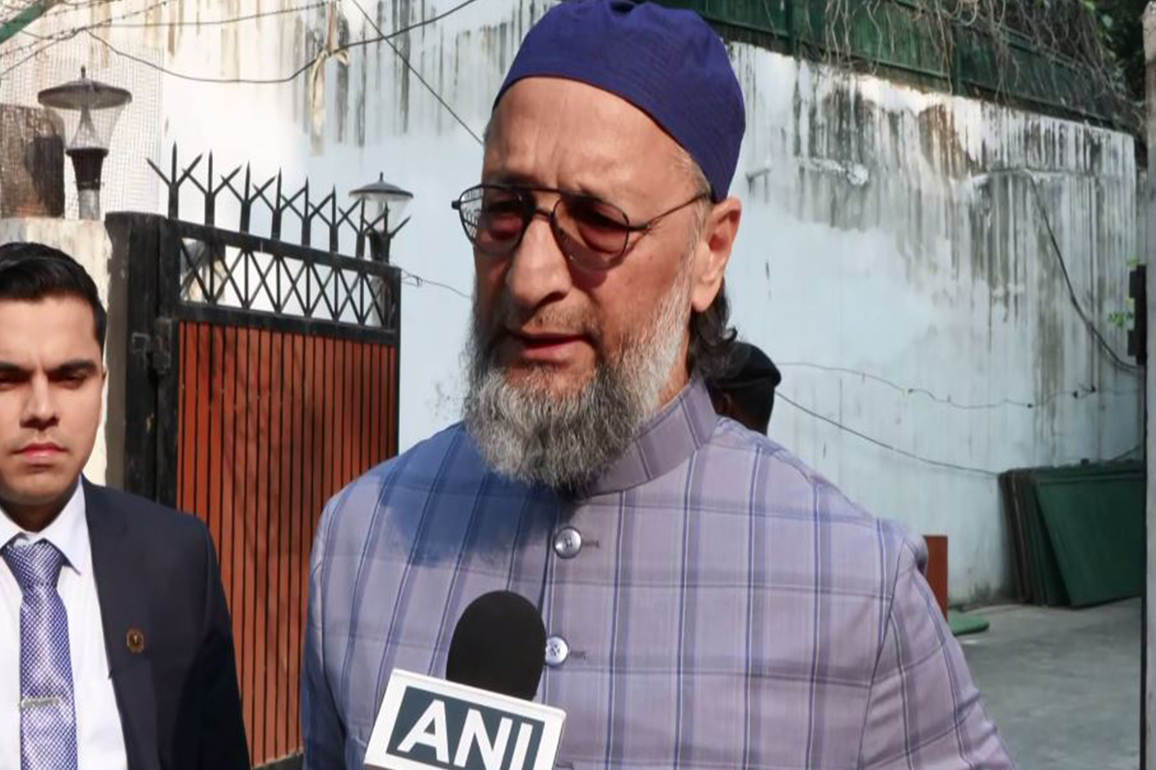 Asaduddin Owaisi expresses grief over bus accident in Saudi Arabia, urges Centre to bring back bodies of Indian pilgrims