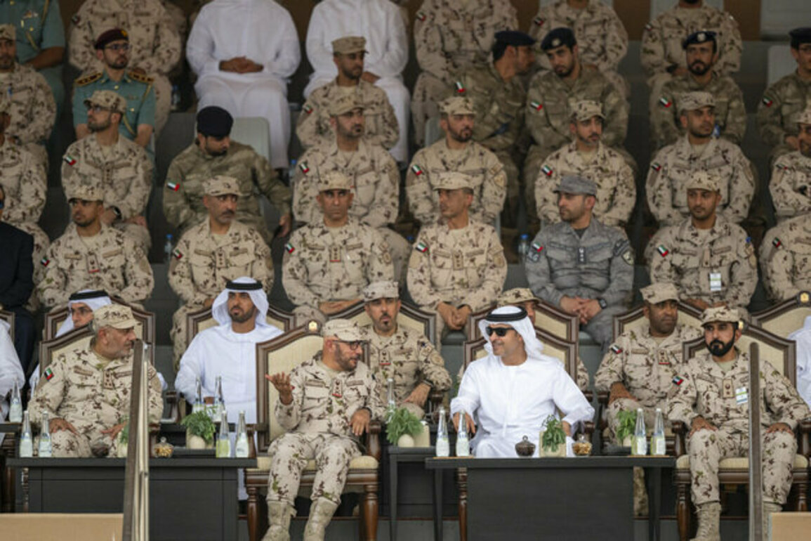 Hazza bin Zayed attends specialised demonstrations by 22nd cohort of national service recruits at Seih Al Hama Training Centre