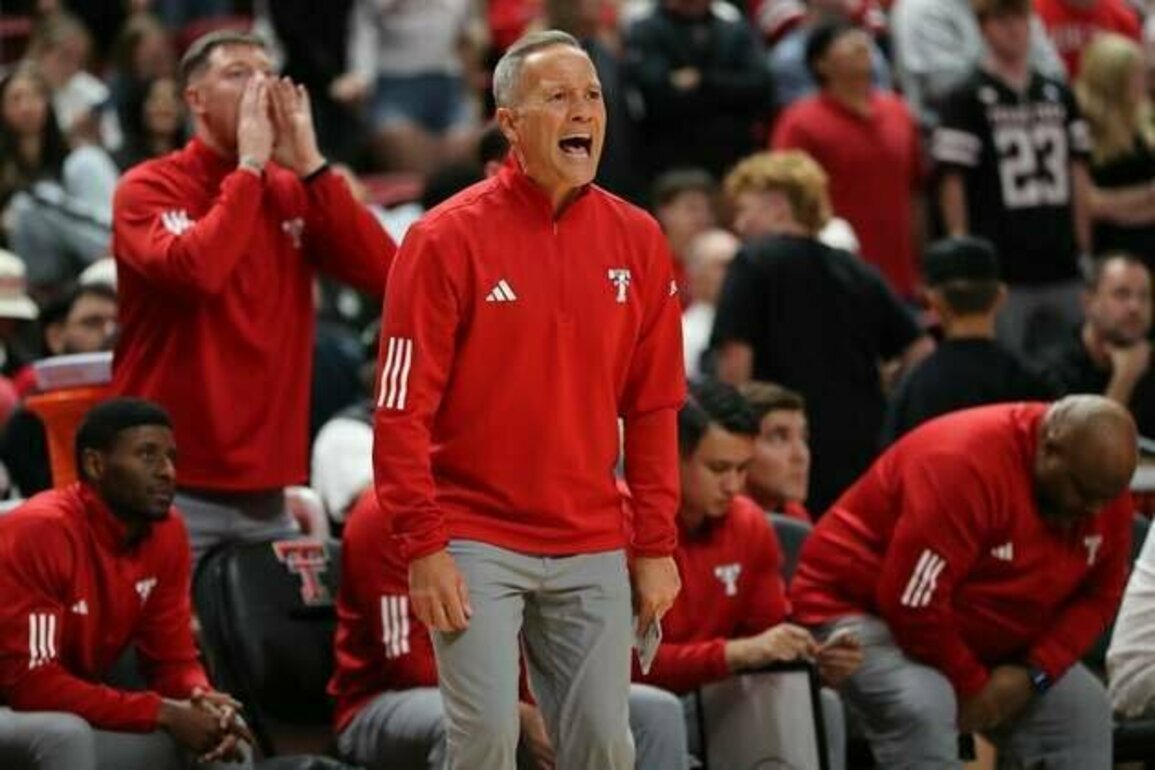 High-octane Texas Tech, Illinois square off in expected shootout