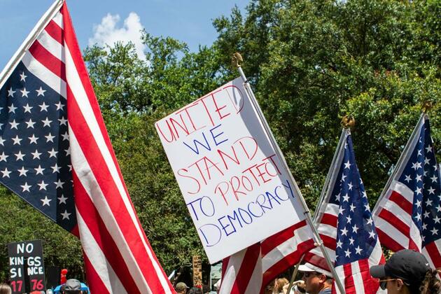 Letters- Protesters on No Kings Day don&#39;t represent reality