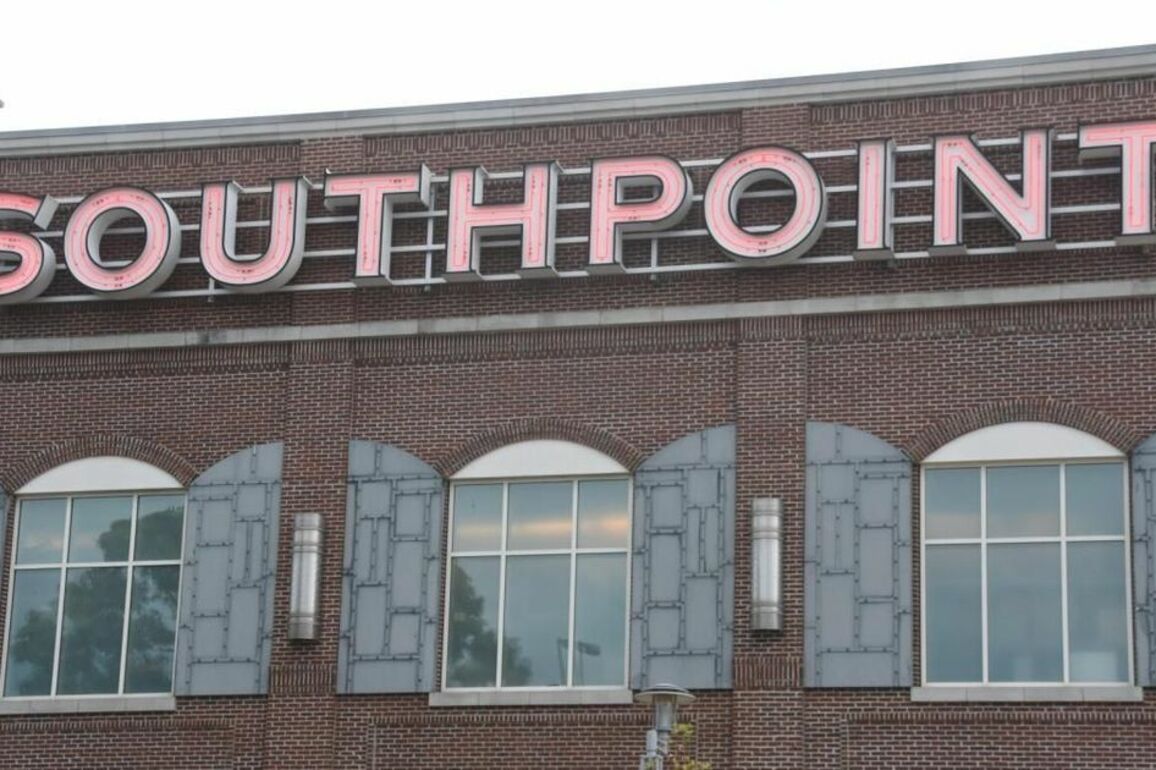 False alarm- Fireworks, not gunshots, at Southpoint Mall, Durham police confirm