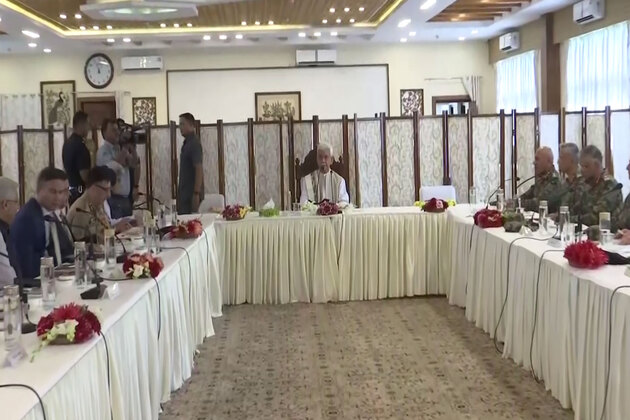 J-K: LG Manoj Sinha chairs meeting of Unified Headquarters at Raj Bhavan, reviews security situation