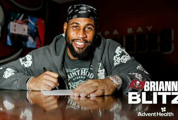 How Does Haason Reddick Fit | Brianna's Blitz