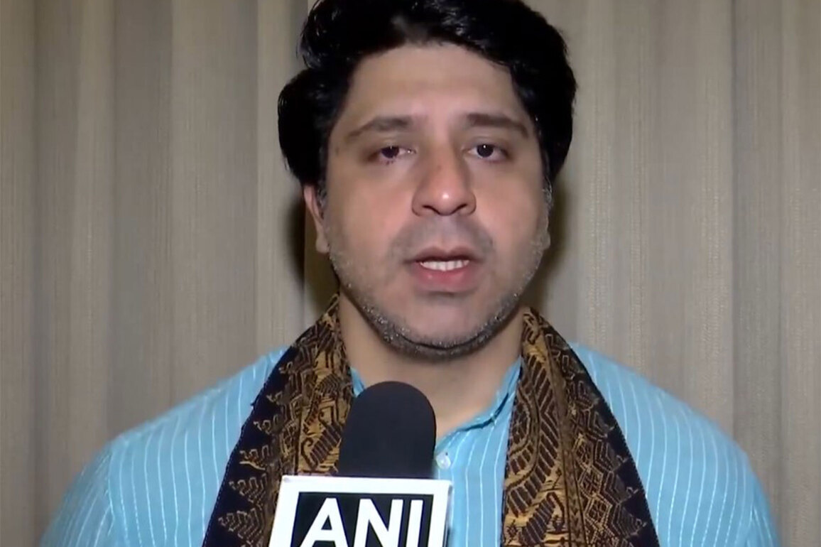 "Not coincidence but premeditated": BJP's Shehzad Poonawalla slams Kharge's "terrorist" remark on PM Modi, seeks EC action