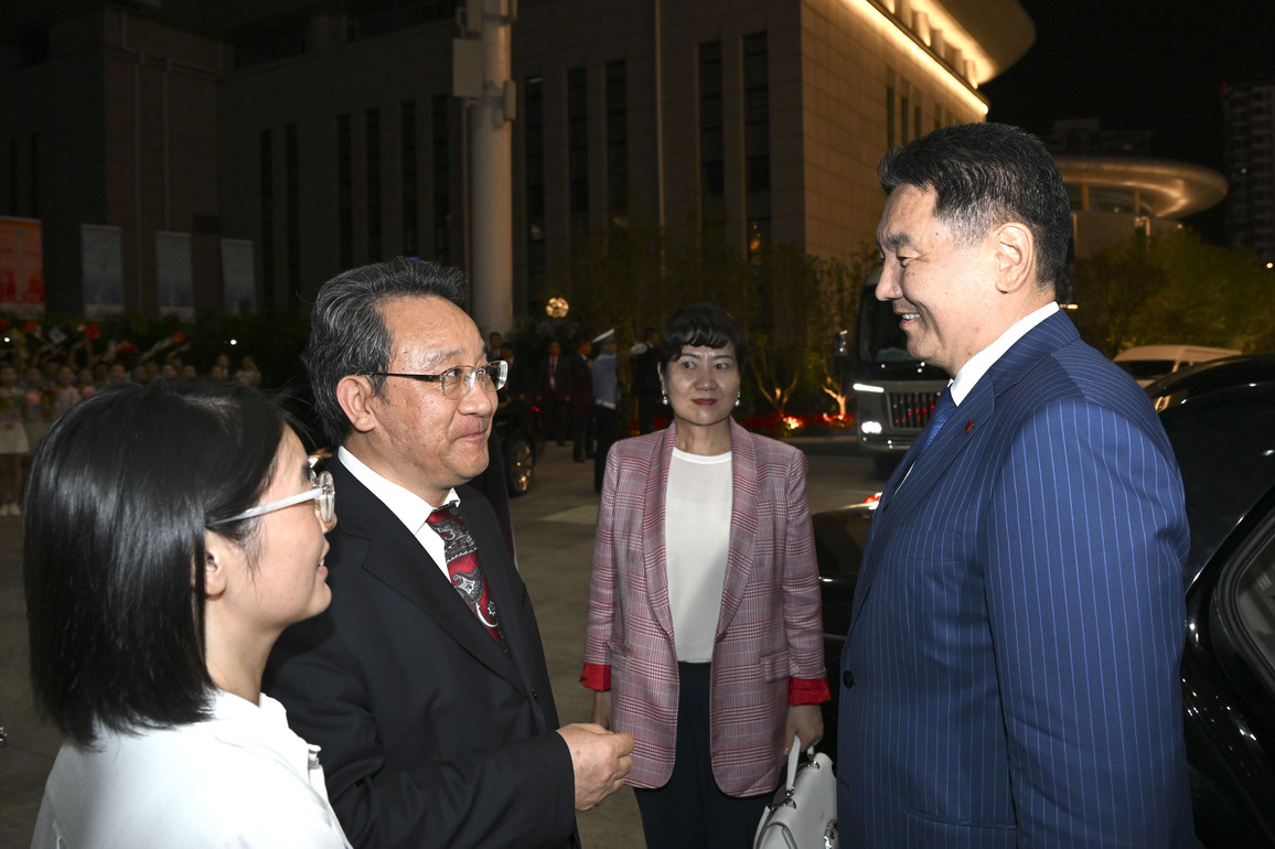 CHINA-TIANJIN-GUESTS-LEAVING FOR BEIJING (CN)