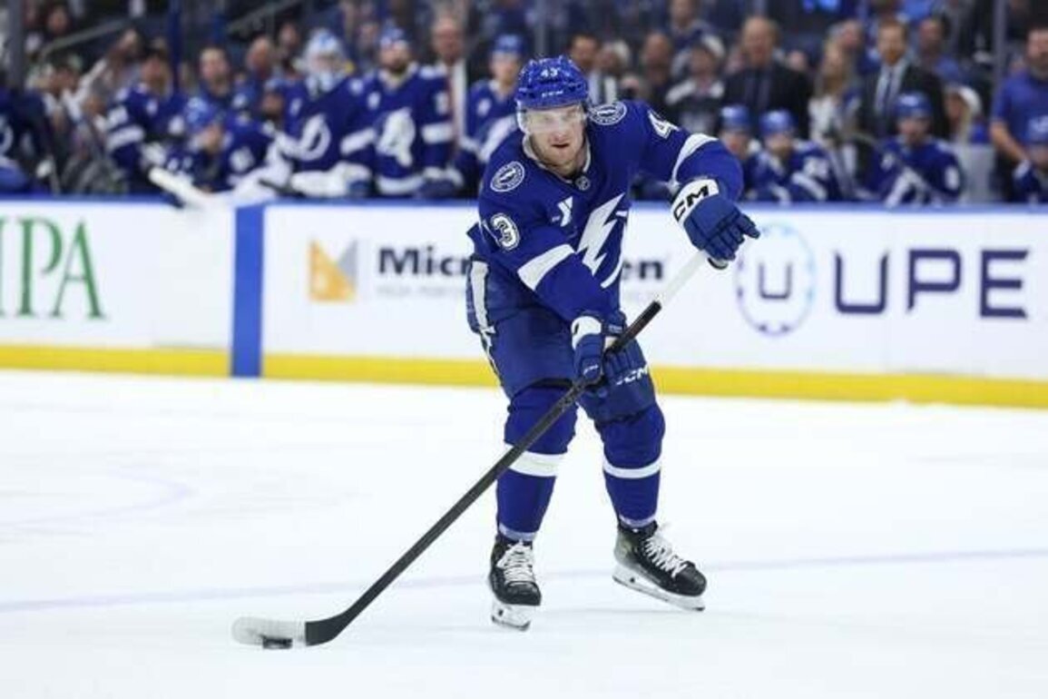Darren Raddysh sets franchise record as Lightning topple Bruins
